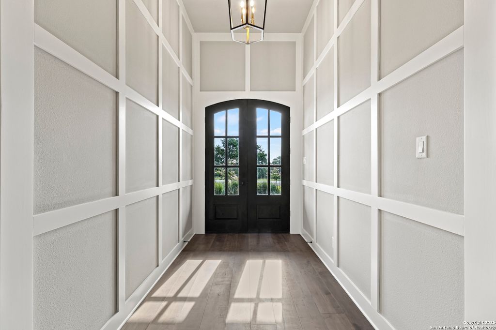 Photo of 1687 Noble Trl, Canyon Lake, TX 78133 (MLS # 1883765)