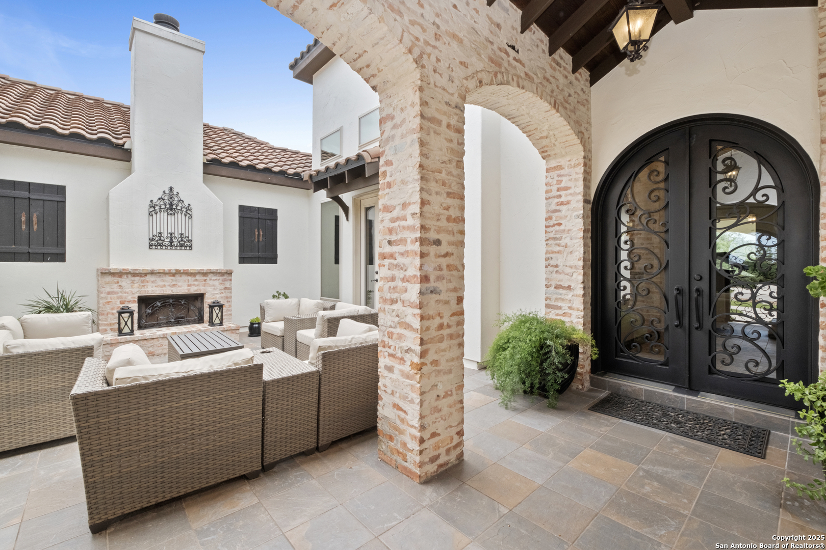 1316 Vintage Way