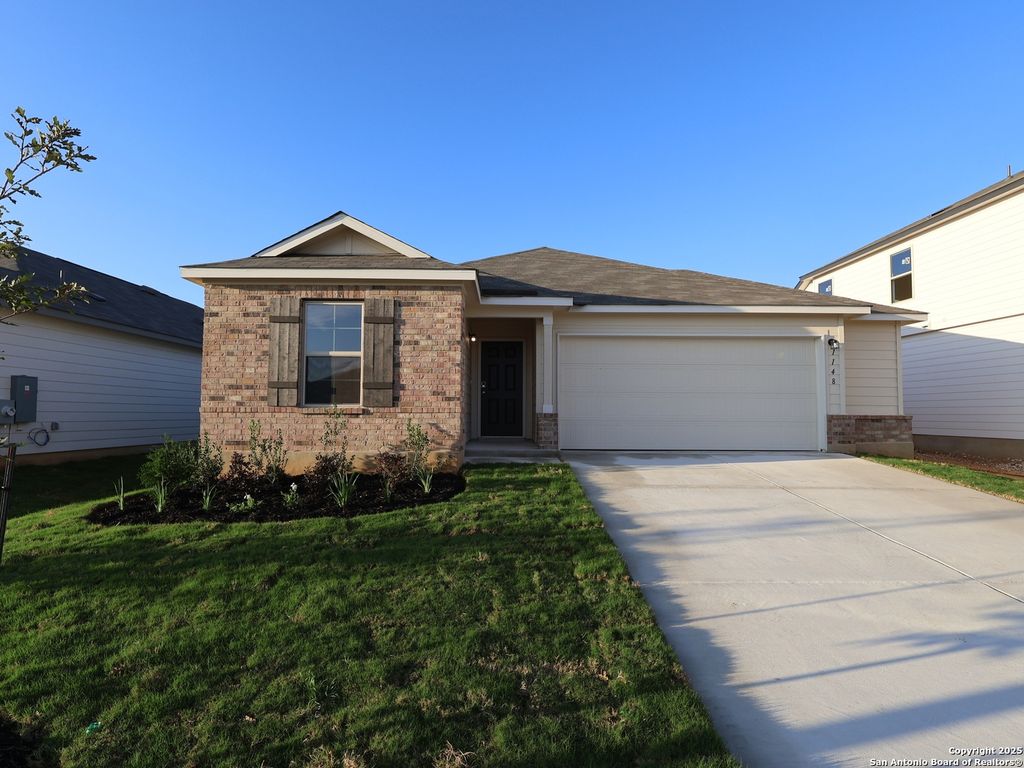 Photo of 1148 Limestone Ridge, Seguin, TX 78155 (MLS # 1898864)