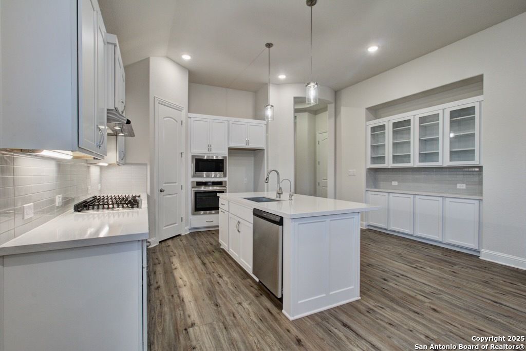 Photo of 2031 Stephanie Avenue, New Braunfels, TX 78132 (MLS # 1928525)