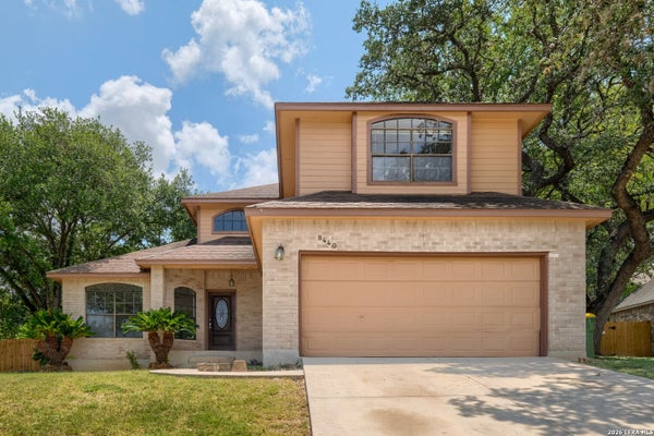 8440 PHOENIX AVE, SELMA, TX 78154 - Image d6224f3905a90c2caeedf2a7641fad18/767437281
