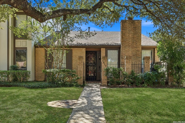 3828 BARRINGTON ST # 2, SAN ANTONIO, TX 78217 - Image d6289564cc109542e8c4b2a6a5f8e000/2735597748