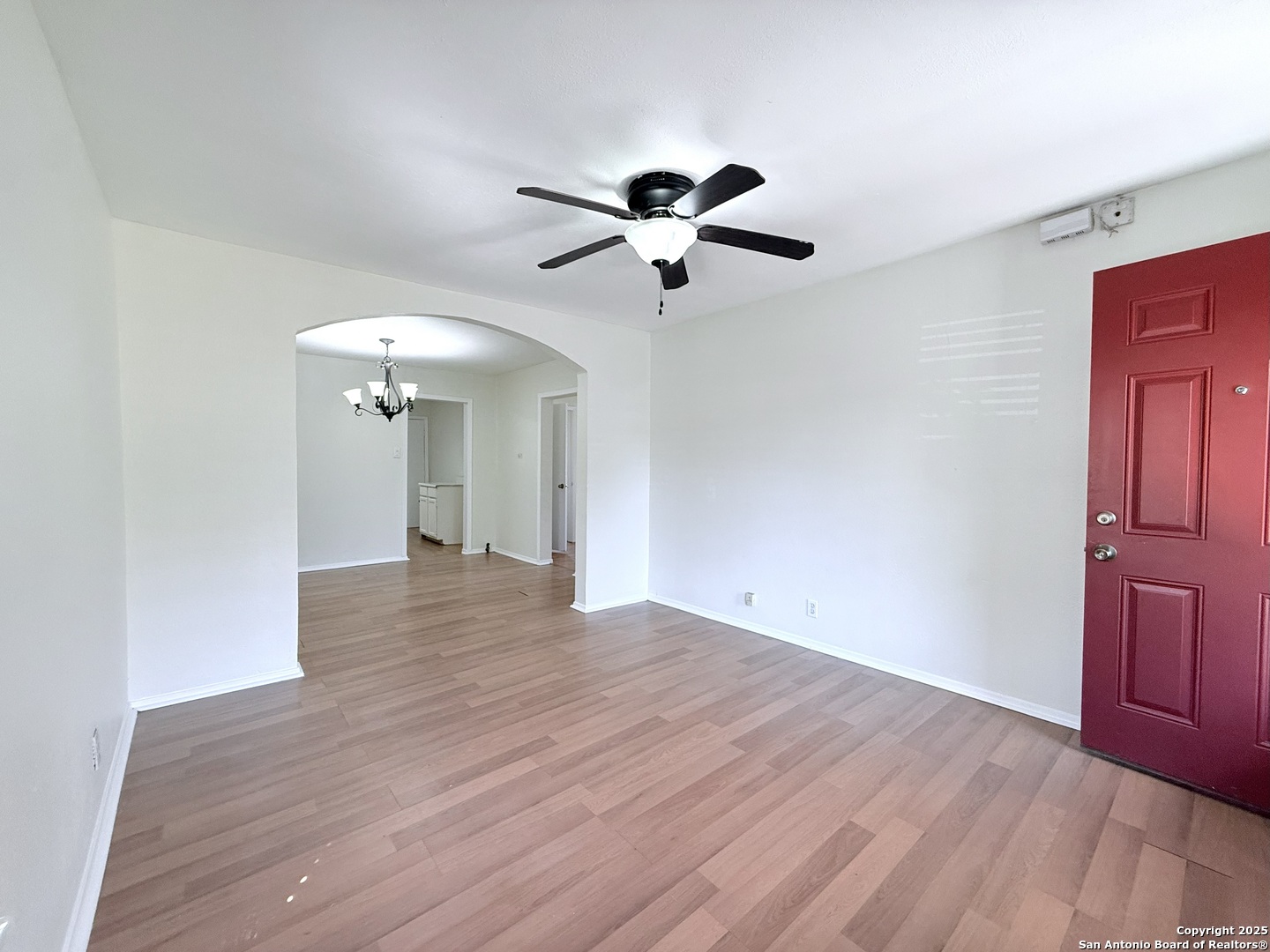 247 E Baylor