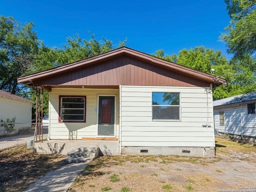 Photo of 247 E Baylor, San Antonio, TX 78204 (MLS # 1914902)