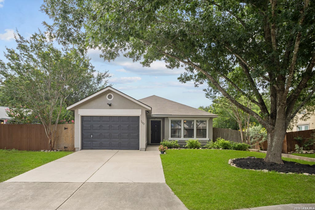 Photo of 7602 Echo Glade, San Antonio, TX 78249 (MLS # 1991132)