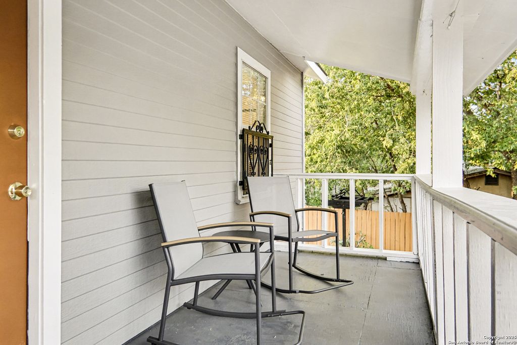 Photo of 736 Salinas, Seguin, TX 78155 (MLS # 1906809)