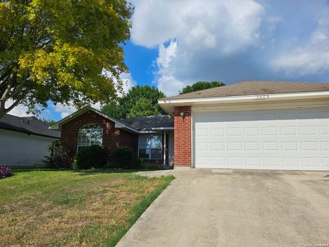 2073 Bentwood New Braunfels TX 78130