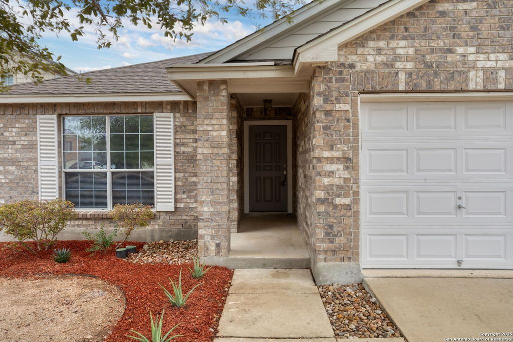Photo of 411 Point Rise, San Antonio, TX 78253 (MLS # 1927068)