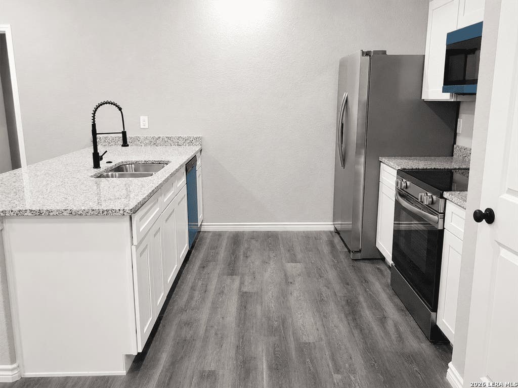 Photo of 7602 Windsor Oaks 2 #2, San Antonio, TX 78239 (MLS # 2007685)