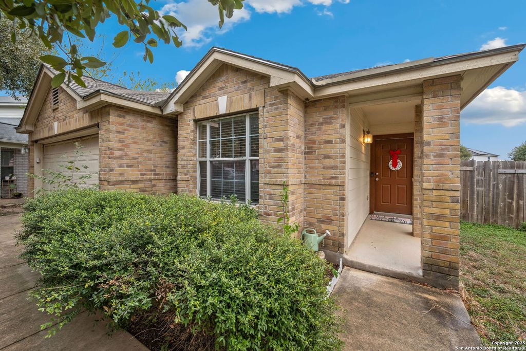 Photo of 8702 Laguna Falls, San Antonio, TX 78251 (MLS # 1925362)