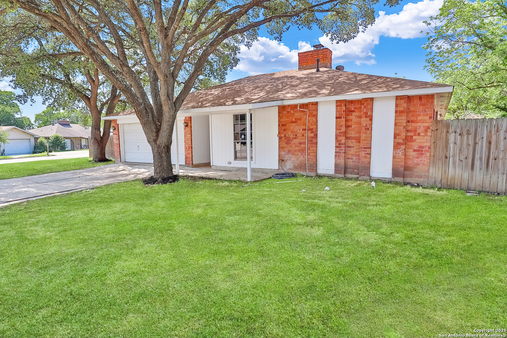 6403 Ridge Creek