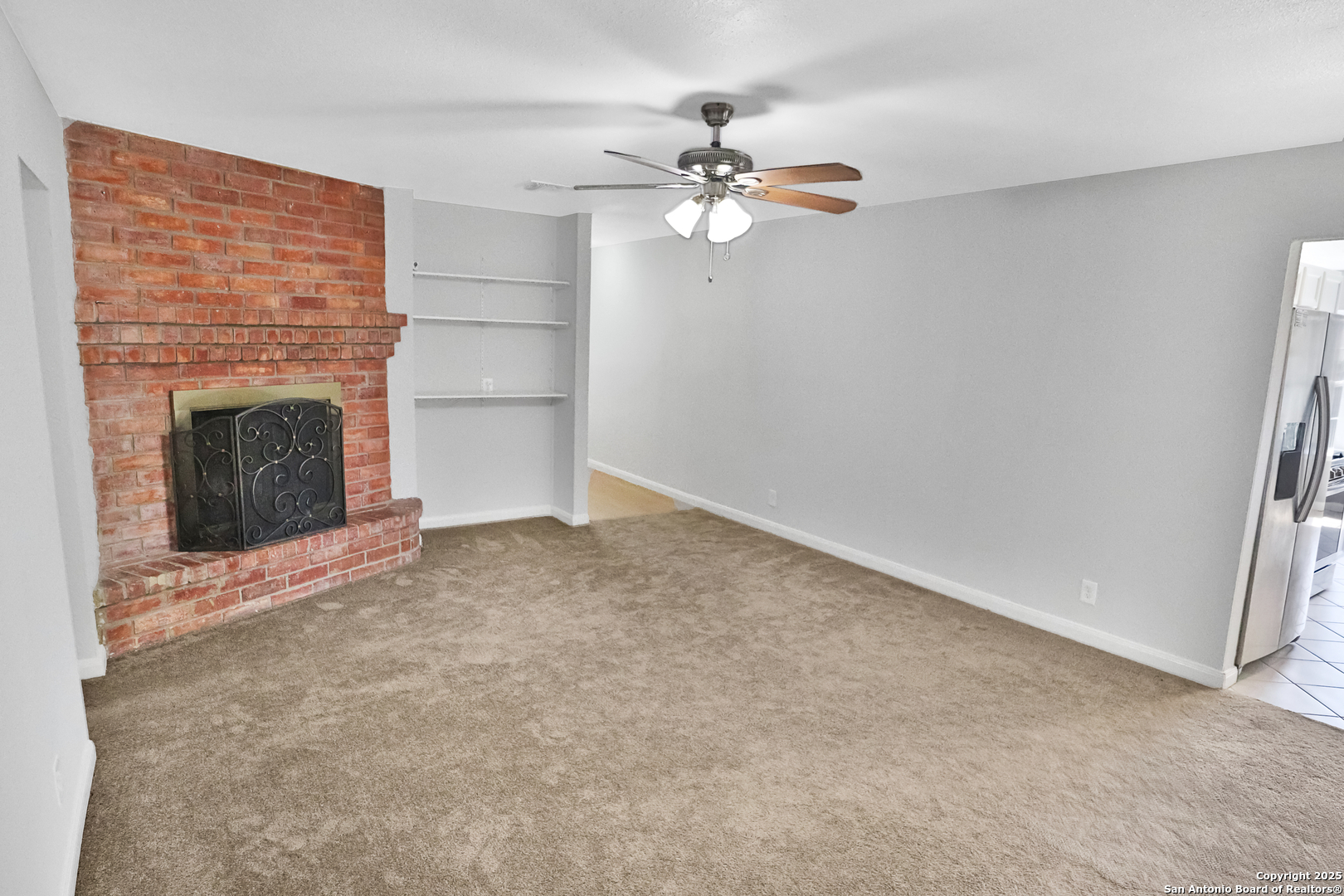 6403 Ridge Creek