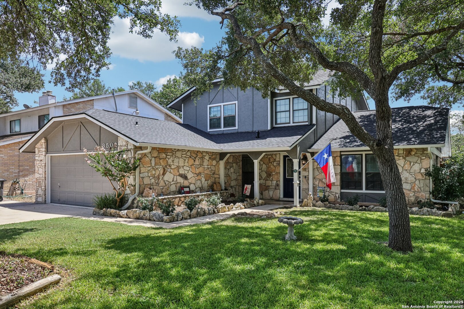 3502 Oakhorne