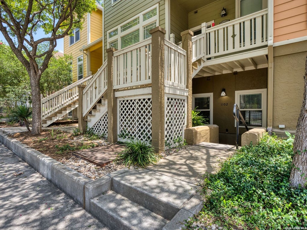 Photo of 400 E Guenther Street 1102 #1102, San Antonio, TX 78210 (MLS # 1997439)