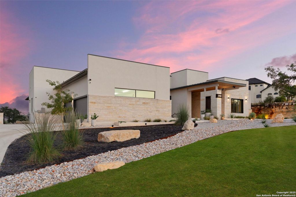 Photo of 24108 Tres Arroyos, San Antonio, TX 78255 (MLS # 1918525)