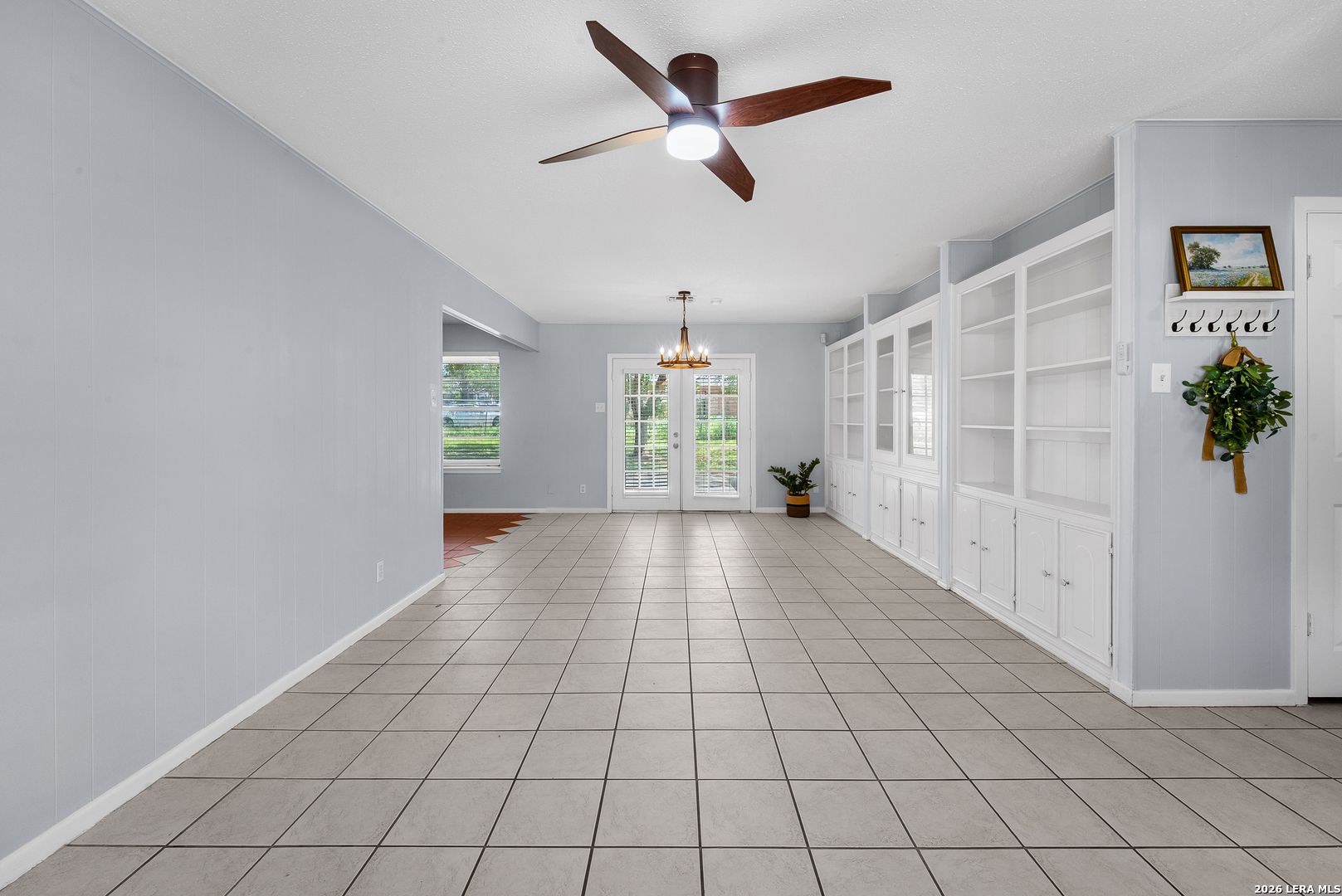 1305 E Colorado