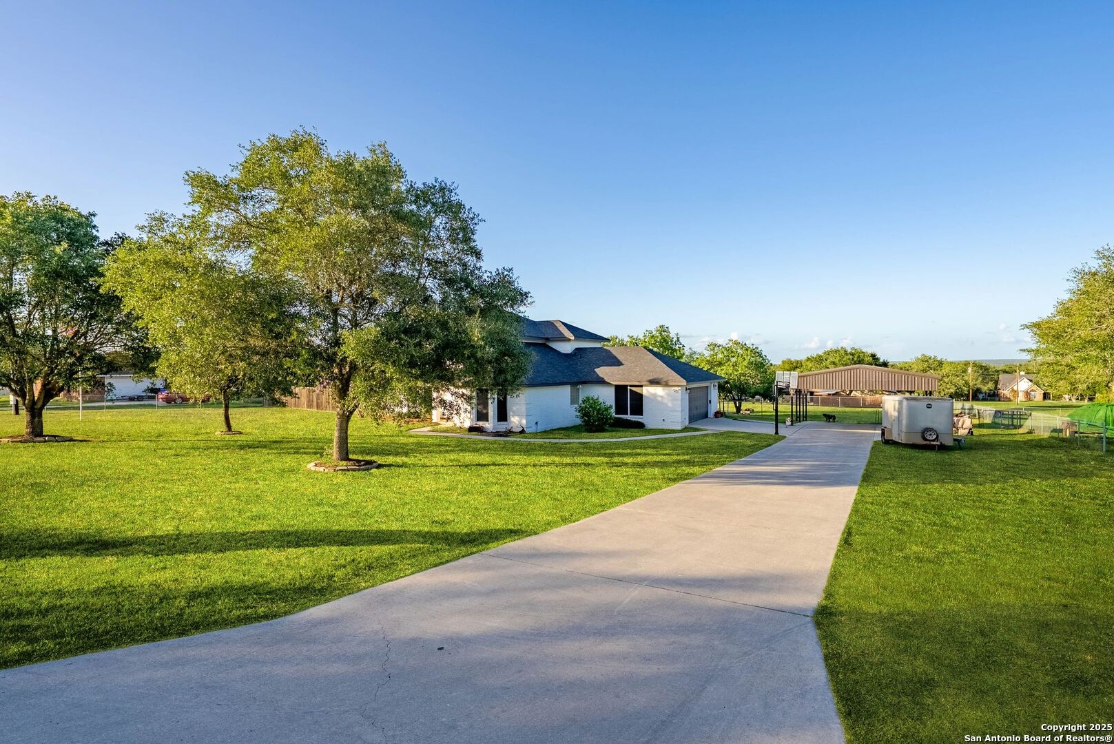123 Country Gardens