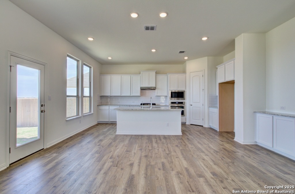 2592 Gideon Lane