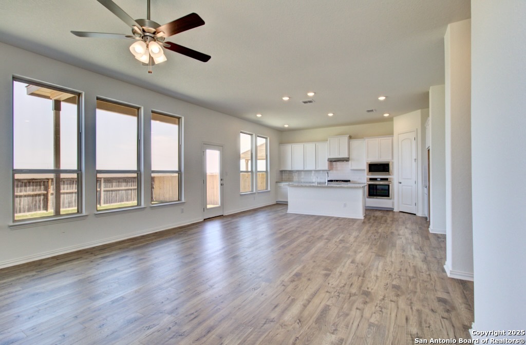 2592 Gideon Lane