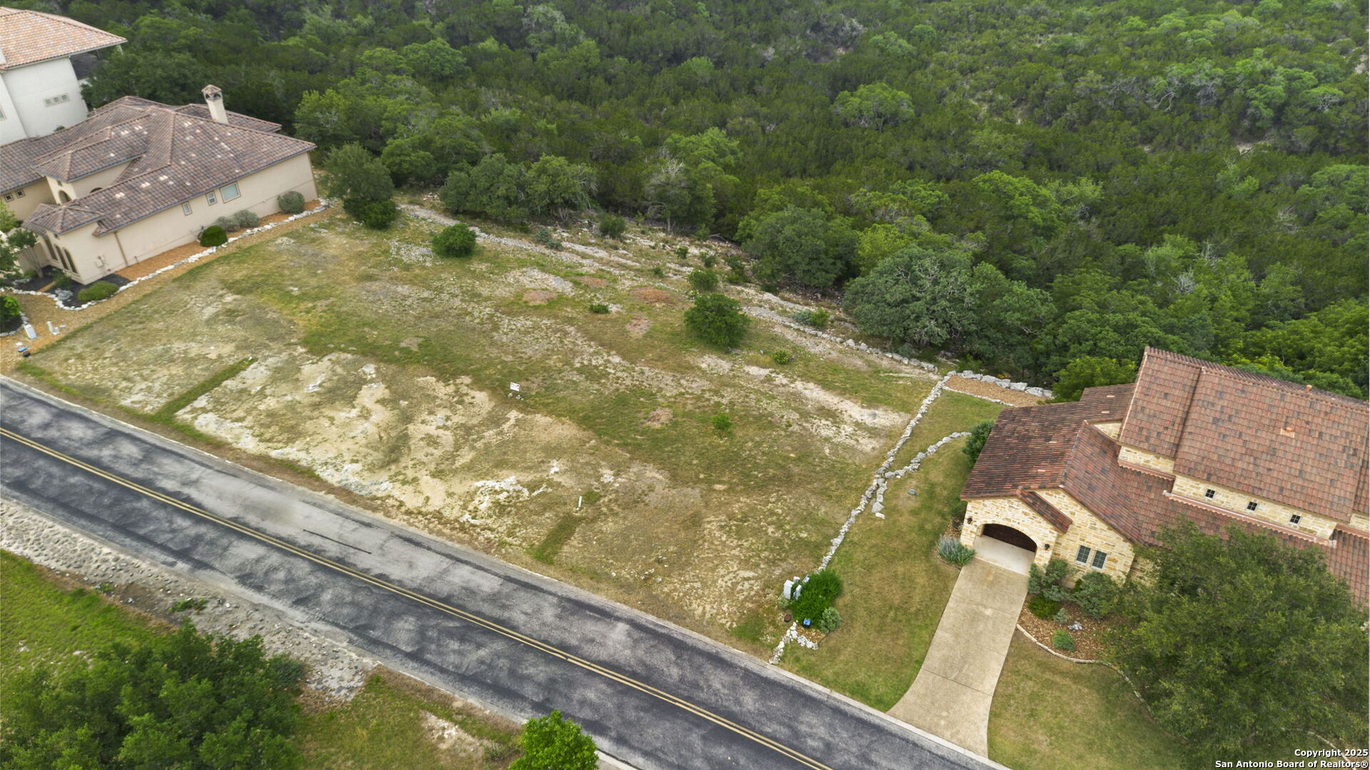 131 Paradise Point