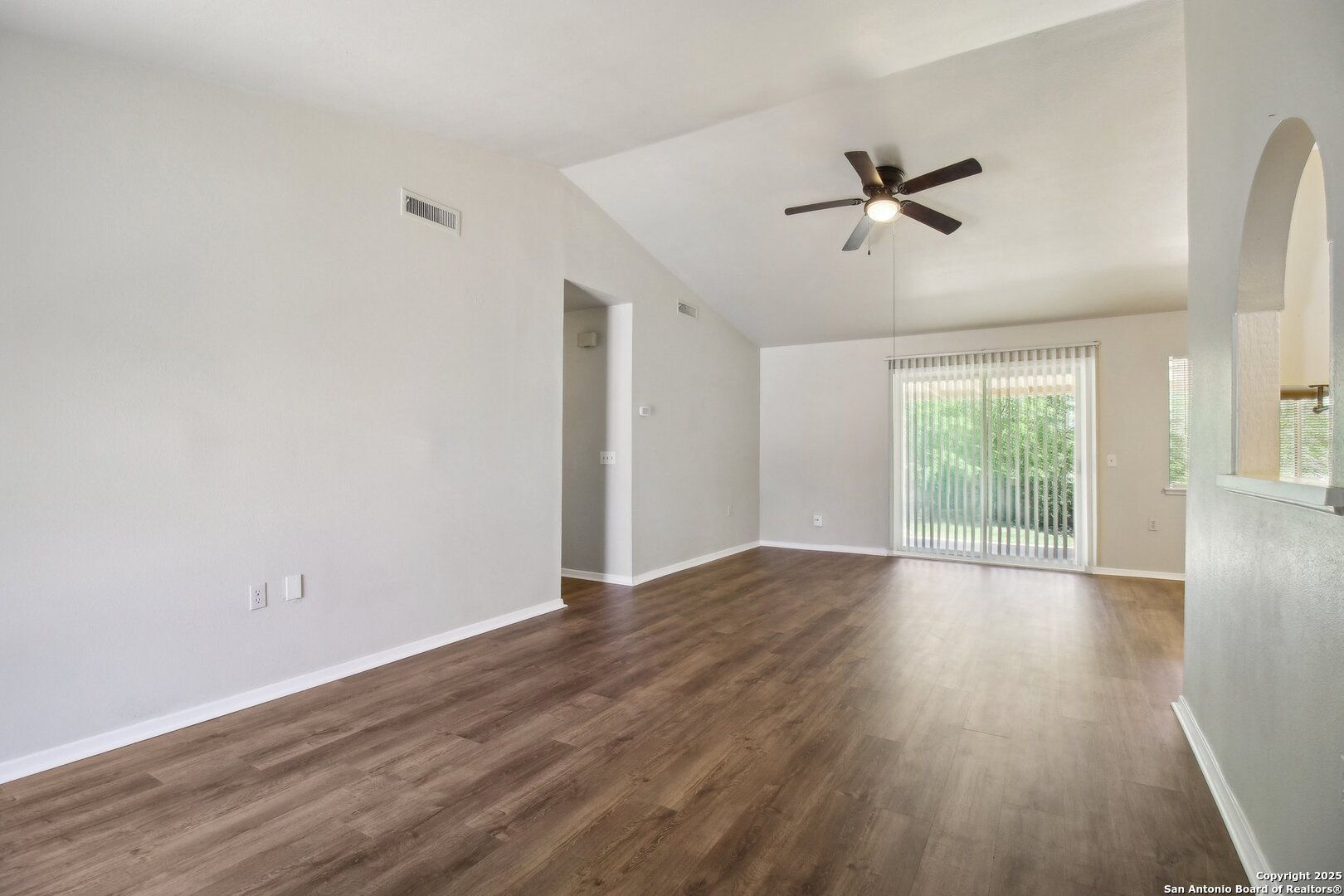 7810 Village oak