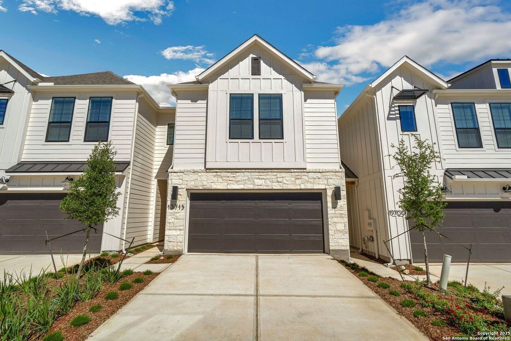 Photo of 13632 Giovannis Garden, San Antonio, TX 78253 (MLS # 1915305)