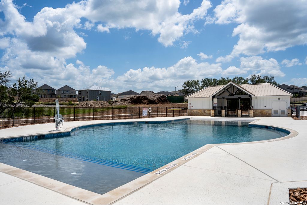 Photo of 142 CROW COVE, Boerne, TX 78006 (MLS # 1944725)