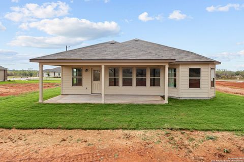 A home in Floresville