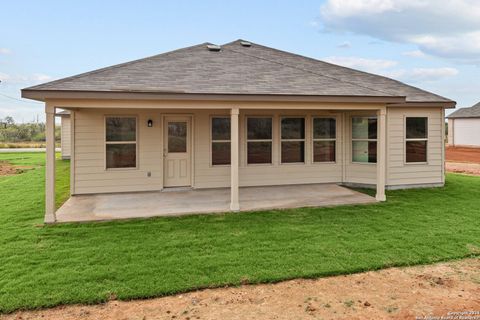 A home in Floresville