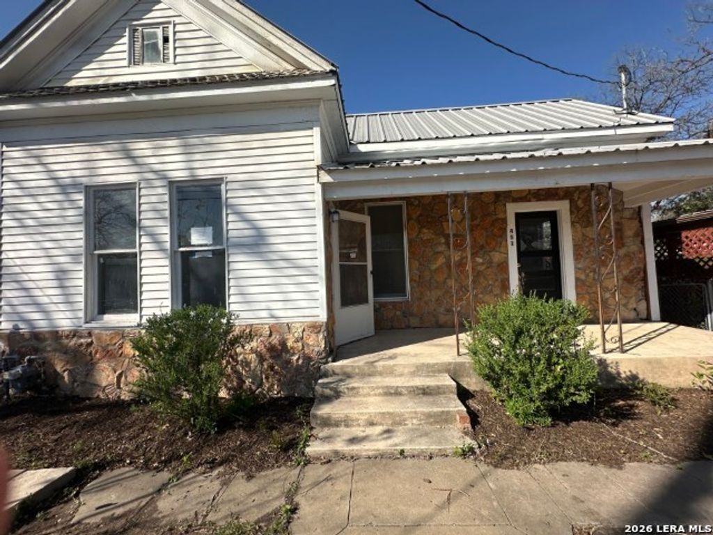 Photo of 451 E Mitchell St, San Antonio, TX 78210 (MLS # 1955465)
