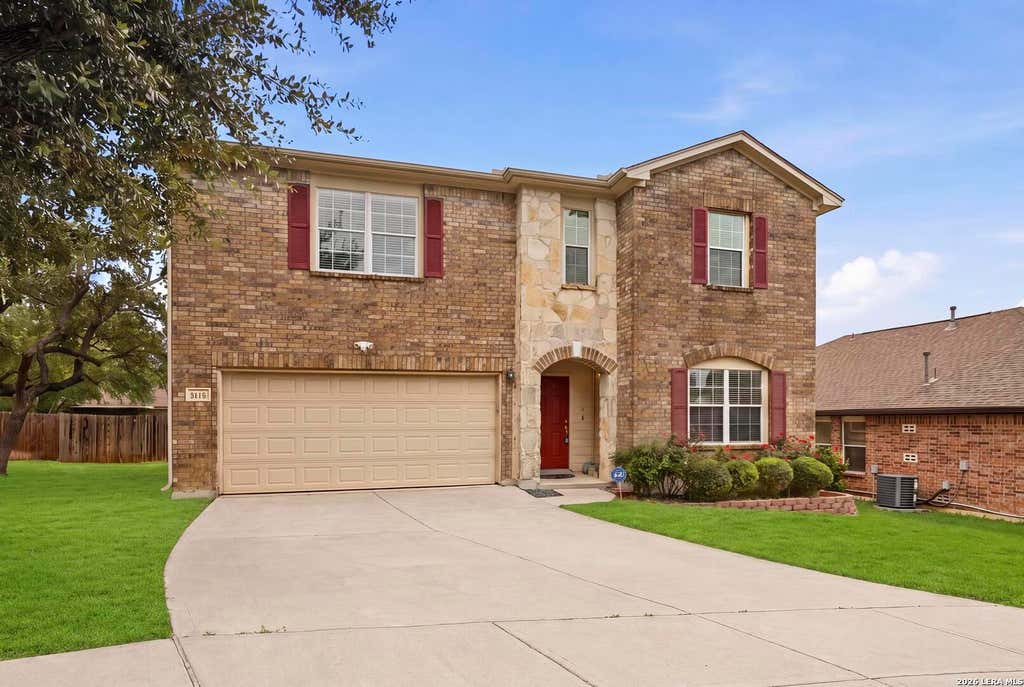 Photo of 8214 Sabinoso Dr, Helotes, TX 78023 (MLS # 1971165)