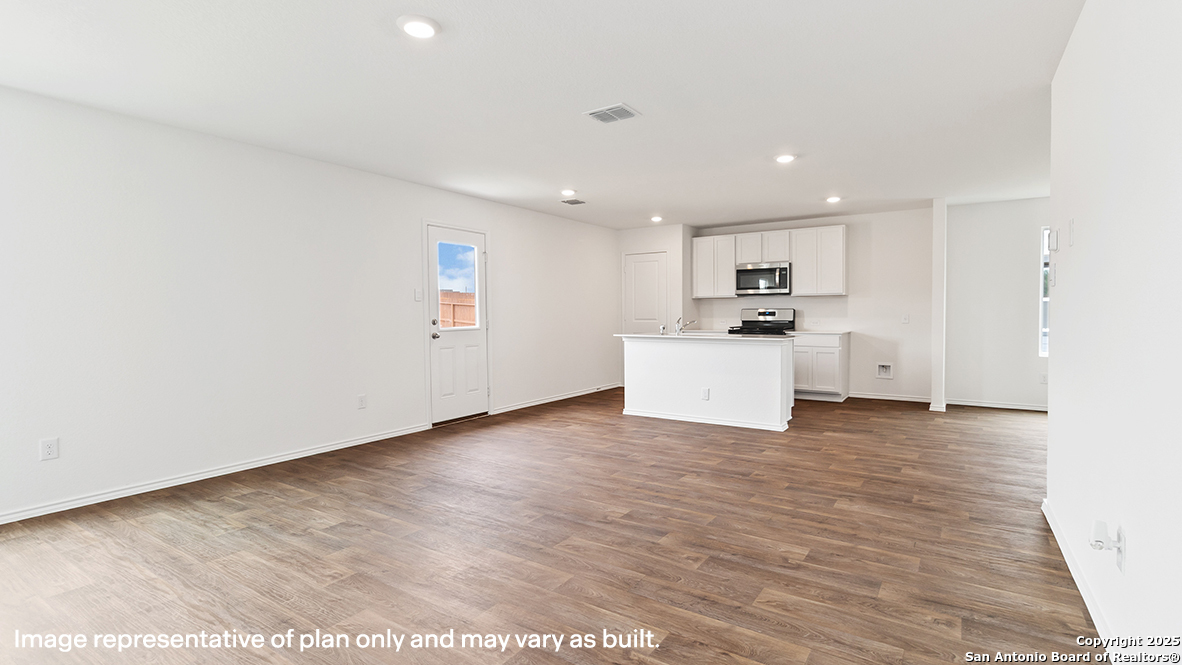 15543 Mint Patch Meadow