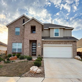727 NAVARRO ST New Braunfels TX 78132