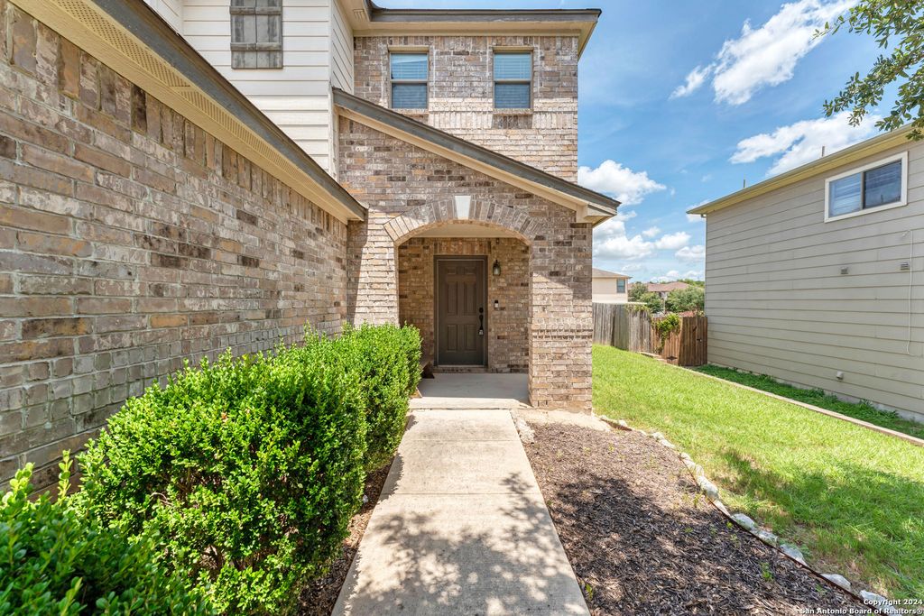 Photo of 5757 COLUMBIA DR, Cibolo, TX 78108 (MLS # 1918358)
