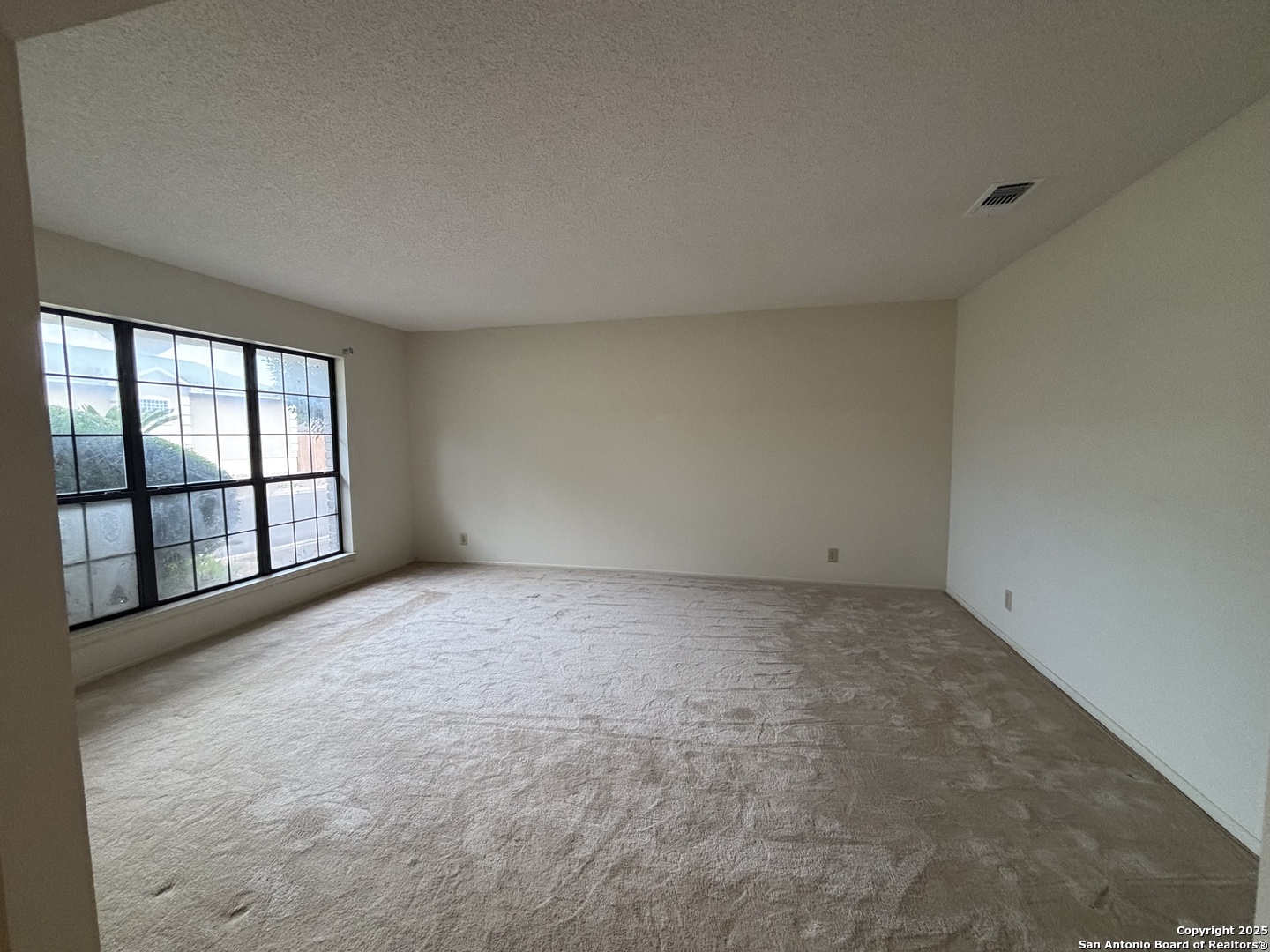5910 Crescent Falls