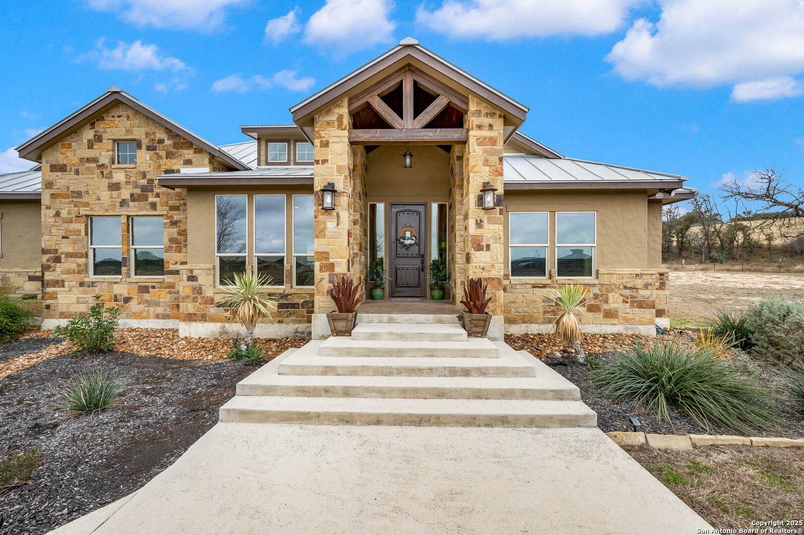 3065 CYPRESS CREEK RD