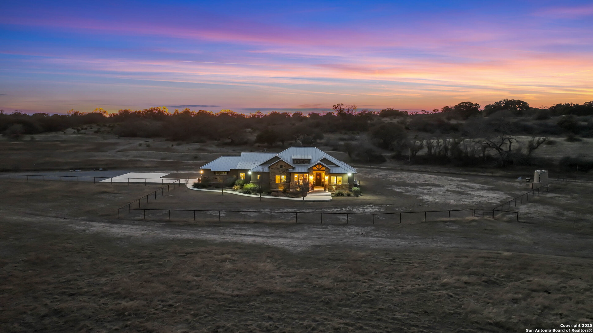 3065 CYPRESS CREEK RD
