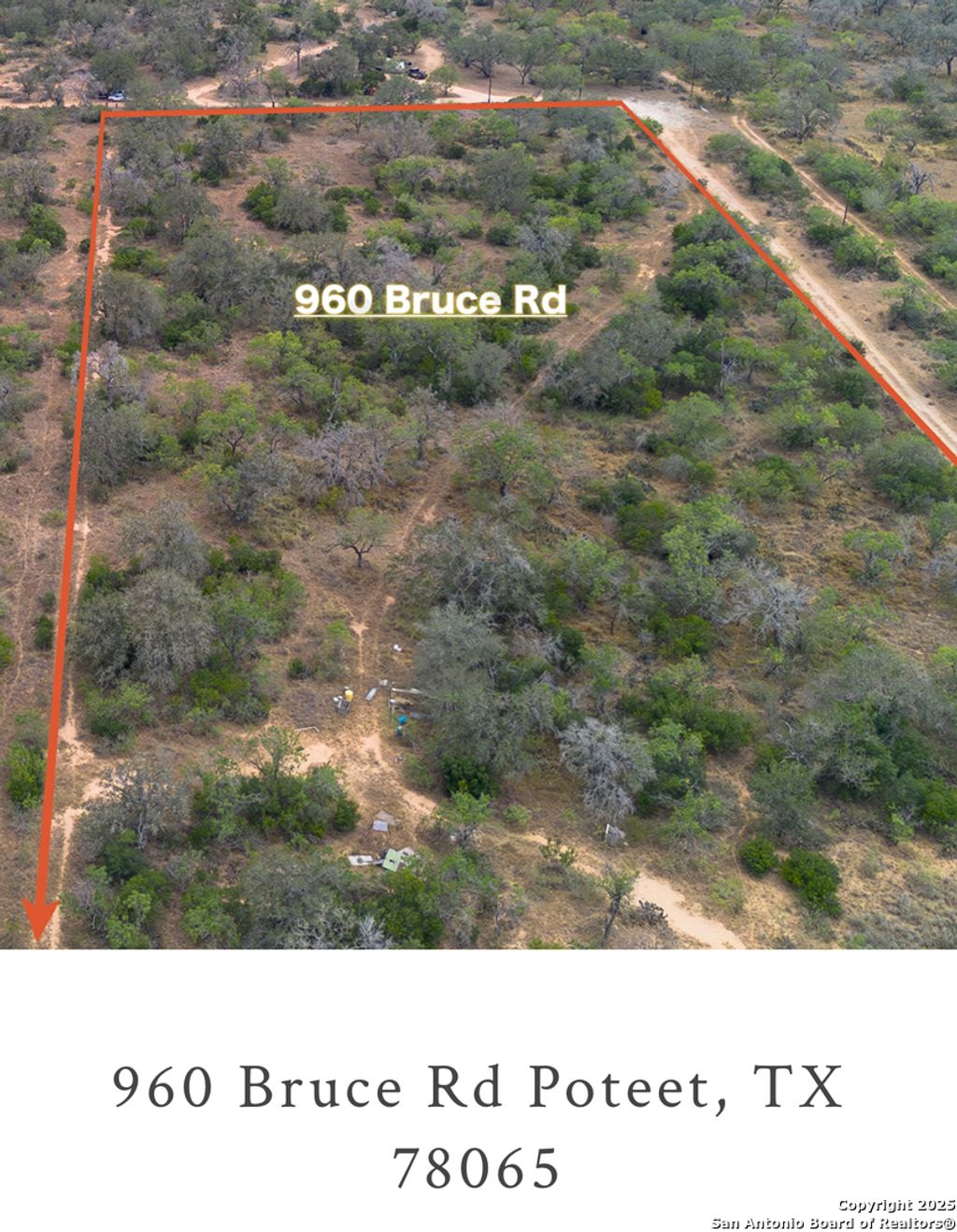 Photo of 960 Bruce, Poteet, TX 78065 (MLS # 1893216)