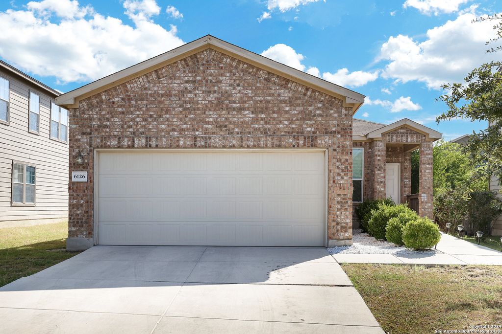 Photo of 6126 PLUMBAGO PL, San Antonio, TX 78218 (MLS # 1958738)