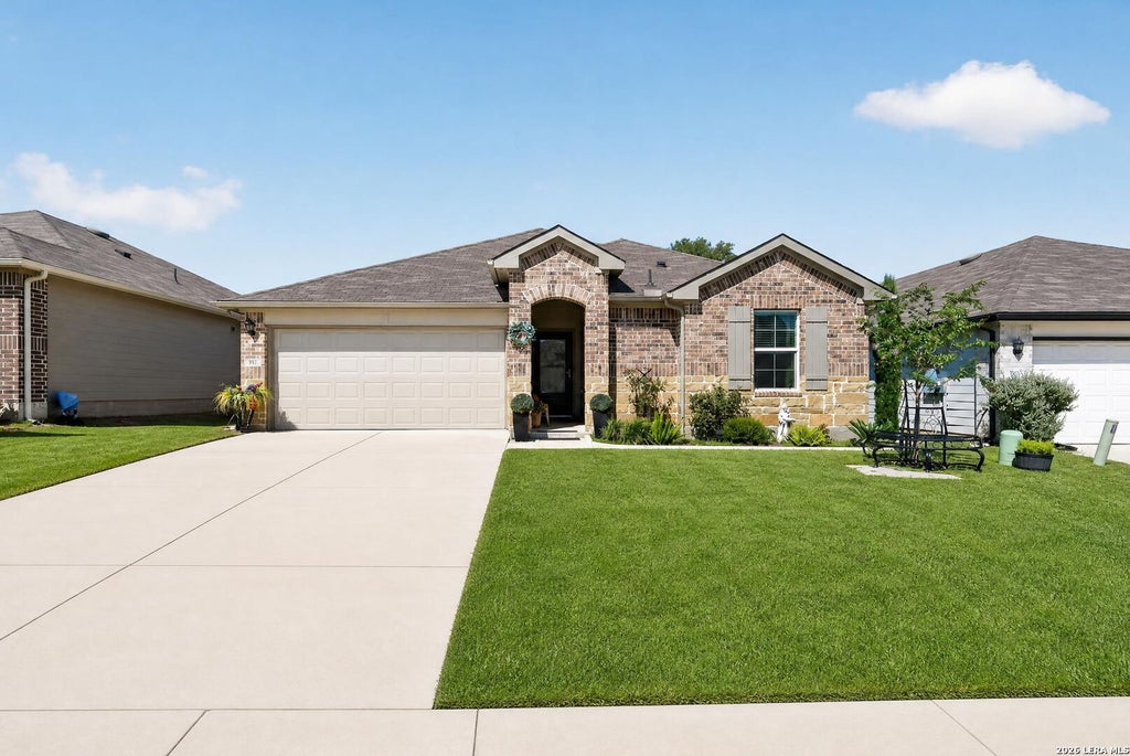 Photo of 557 Chaco, Seguin, TX 78155 (MLS # 2012485)