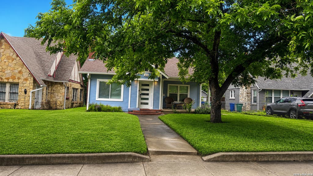 Photo of 1419 Schley Ave, San Antonio, TX 78210 (MLS # 1993966)