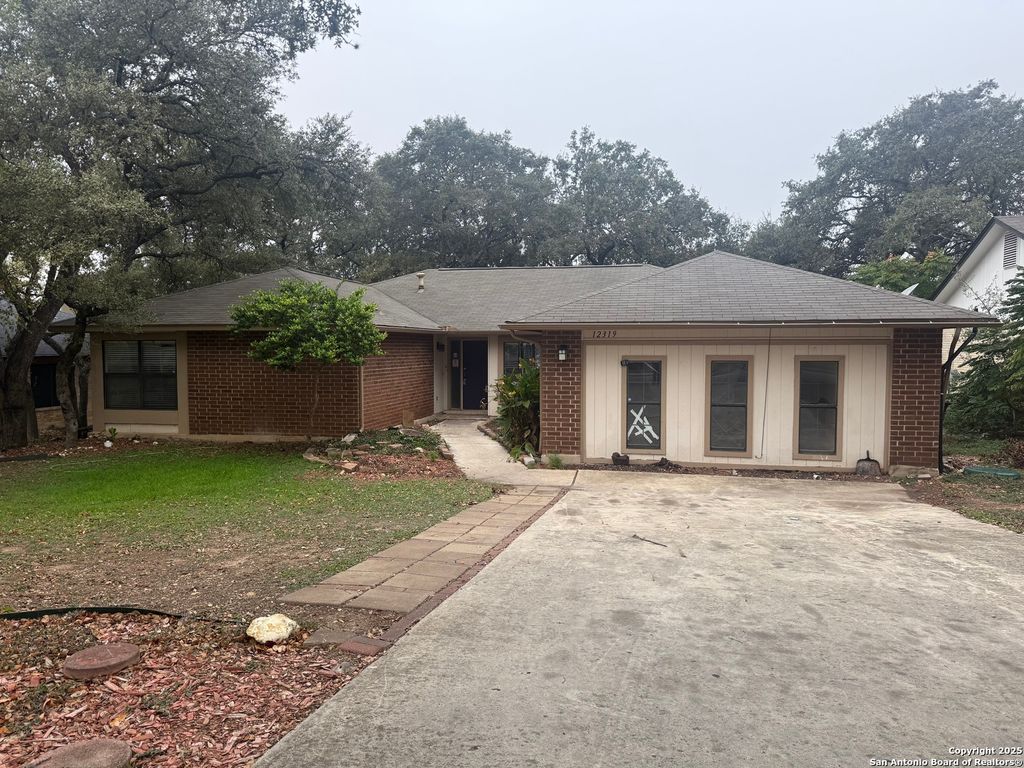 Photo of 12319 Autumn Vista, San Antonio, TX 78249 (MLS # 1929714)