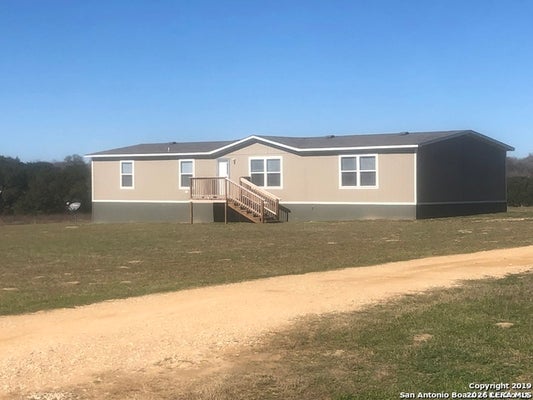 208 VIEW DR UNIT B, LA VERNIA, TX 78121 - Image d85fc4a2437cde6cdd35dd4fc635c579/220340089
