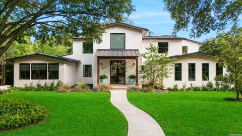 Property photo of 524 Garraty Rd, Terrell Hills, TX 78209