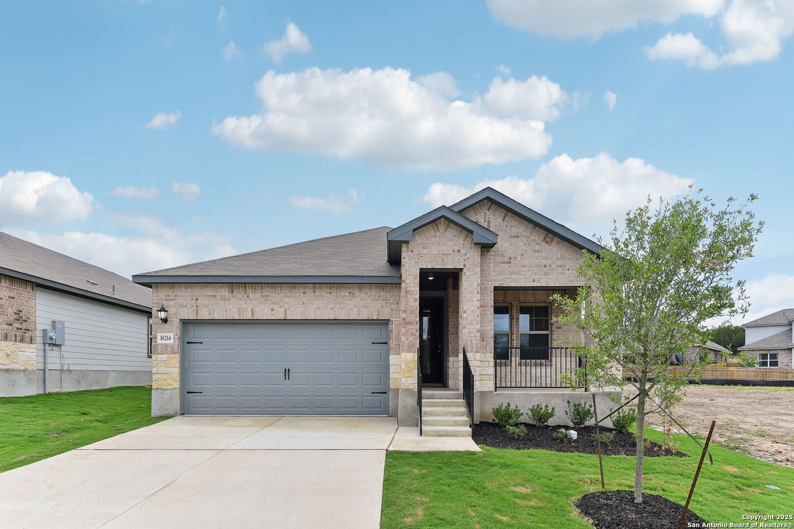 10214 King Robert