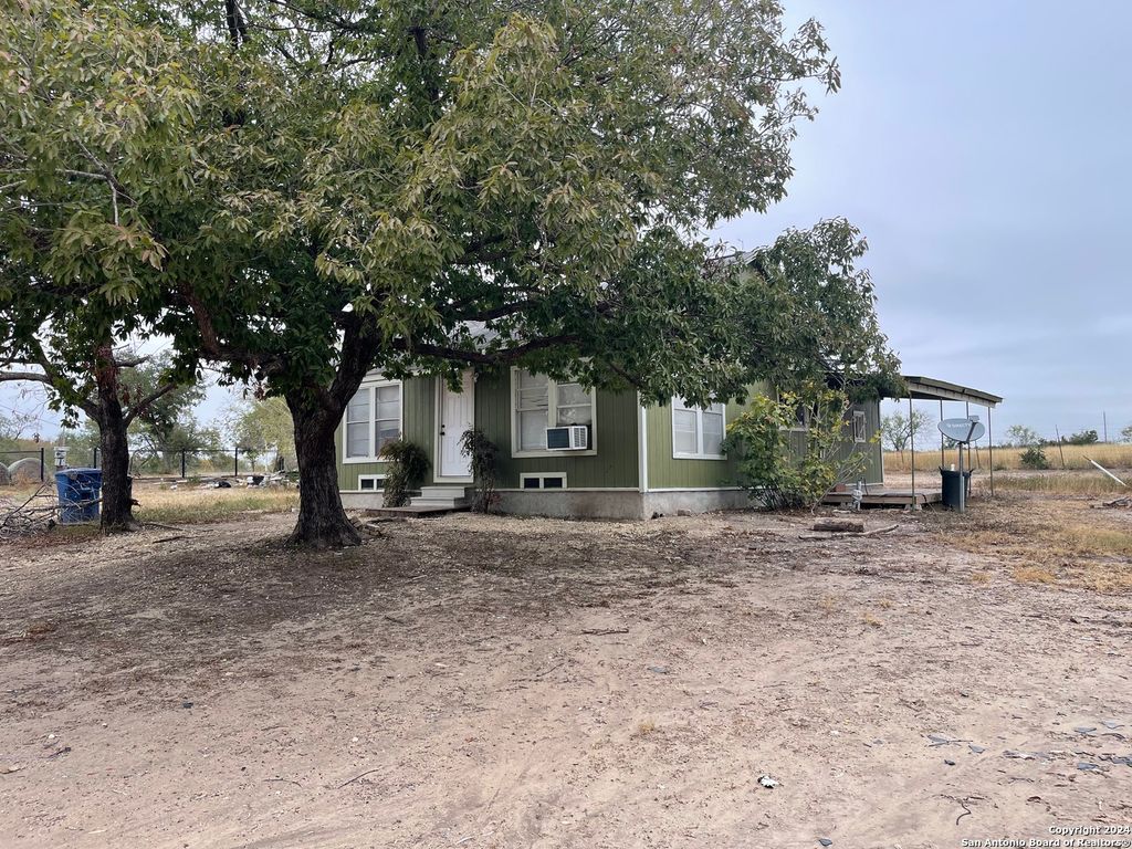 Photo of 4235 Mickey Rd, San Antonio, TX 78223 (MLS # 1826632)