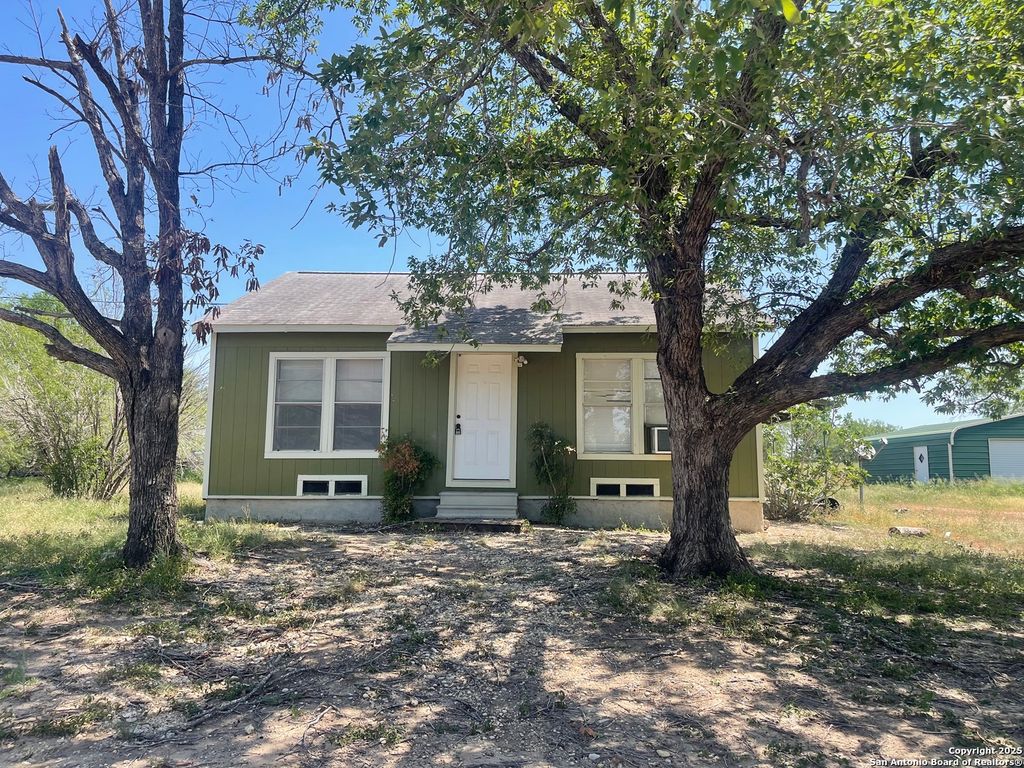 Photo of 4235 Mickey Rd, San Antonio, TX 78223 (MLS # 1826632)