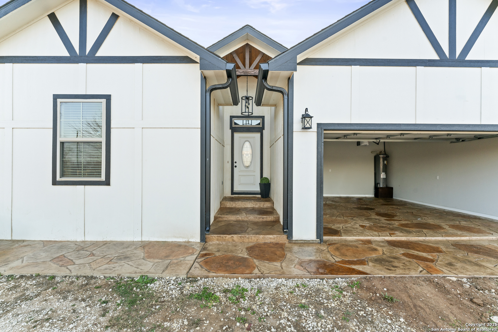 16851 Griffin Rd #2