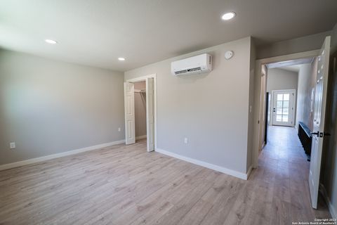 Tiny photo for 1225 TEXAS OAKS D #D, Spring Branch, TX 78070 (MLS # 1933220)