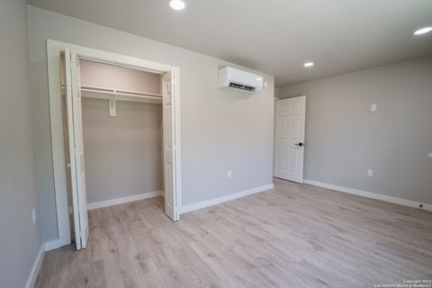 Tiny photo for 1225 TEXAS OAKS D #D, Spring Branch, TX 78070 (MLS # 1933220)